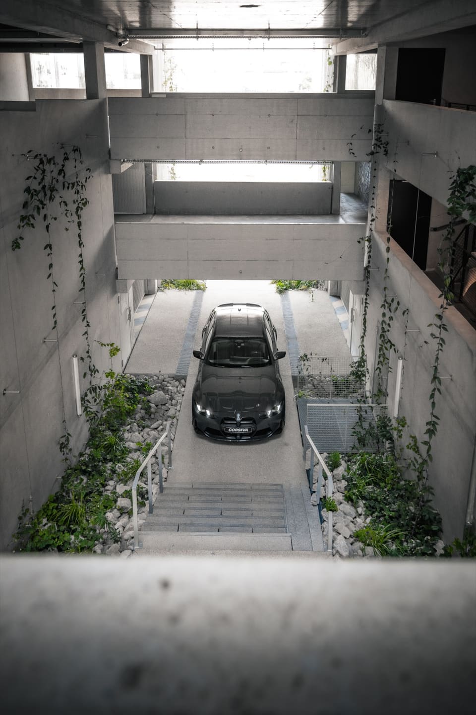 Voiture de luxe louée sur Corsiva